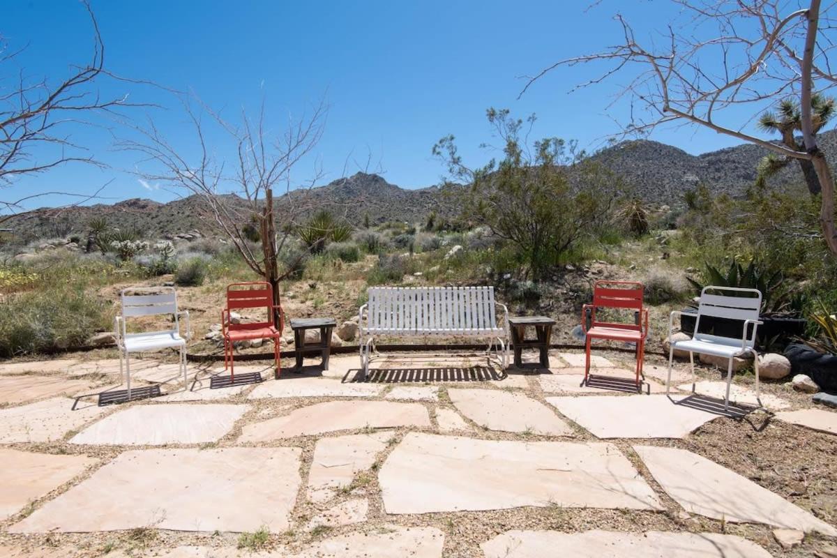 Renovated Lodge - Room 1 With Pool Access Joshua Tree Dış mekan fotoğraf